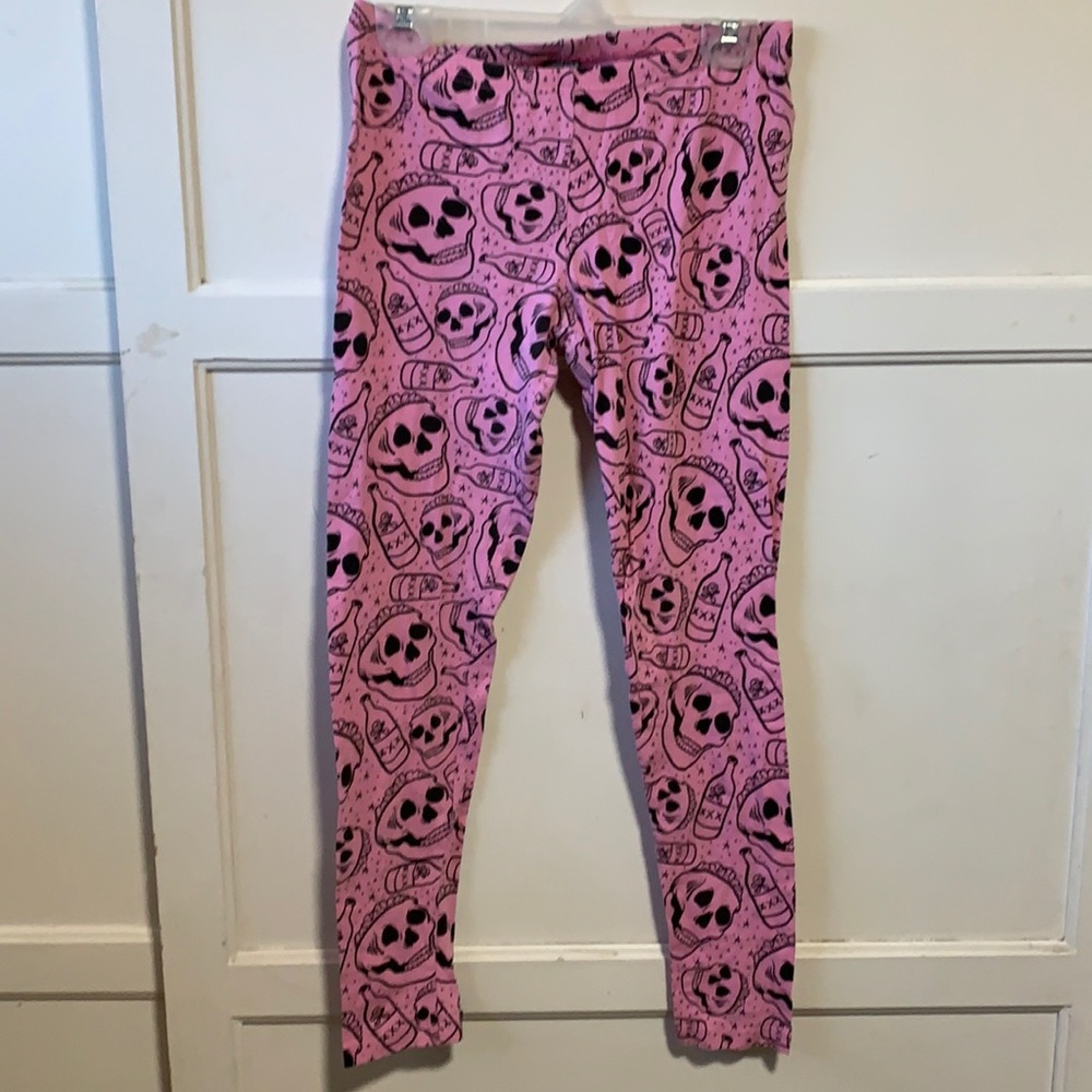 Iron fist leggings skulls pink halloween medium
